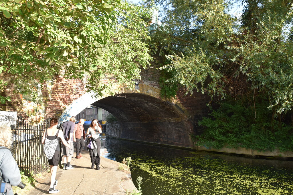 Regent’s Canal towpath under Haggerston Bridge — a flat walk before a Broadway Market or Victoria Park pint.