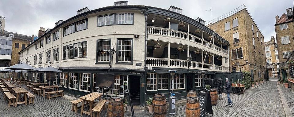 The George Inn