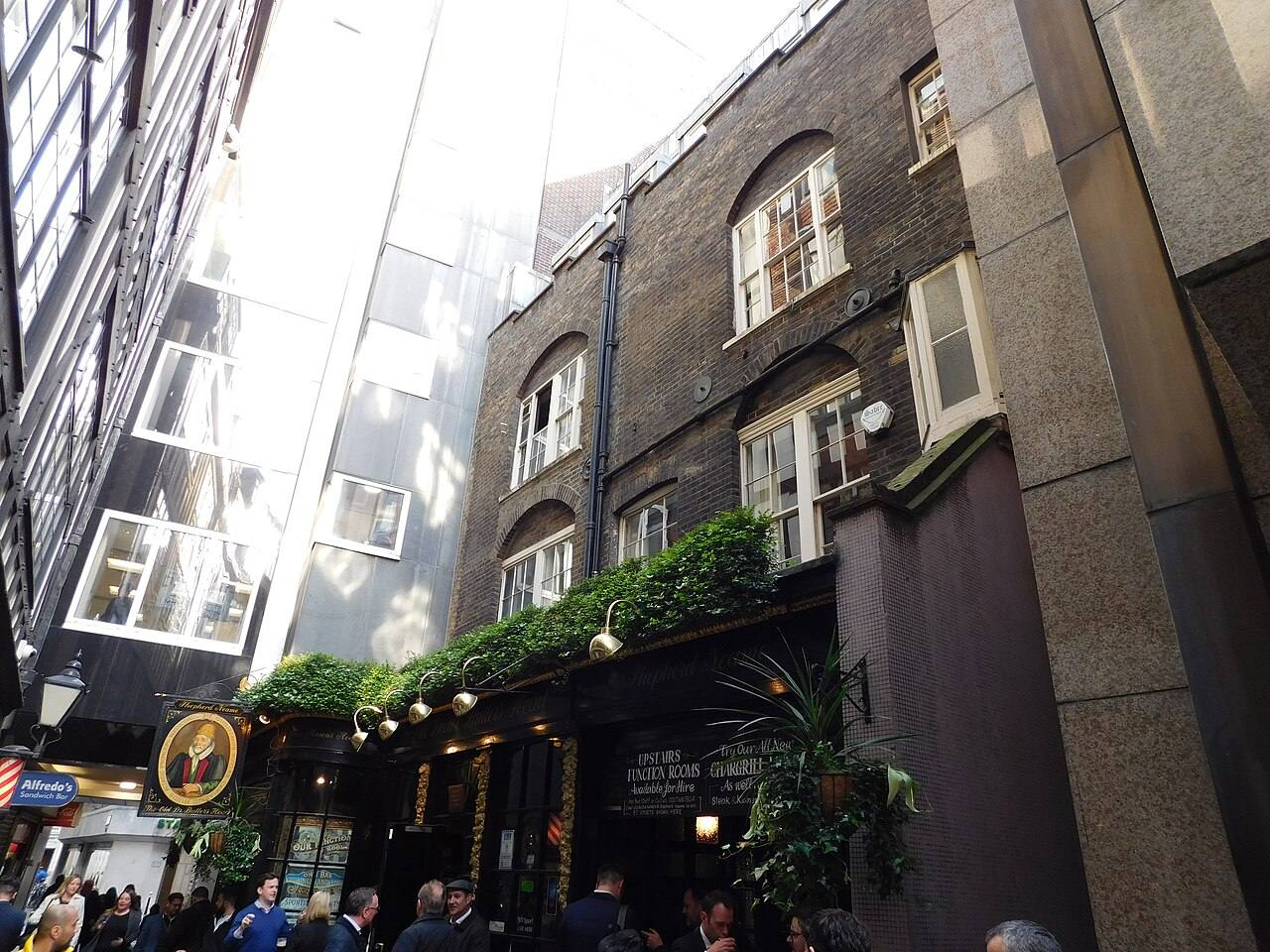 Old Doctor Butler's Head pub front on Masons Avenue
